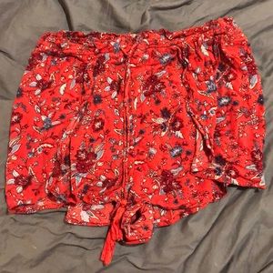 Floral flounce shorts